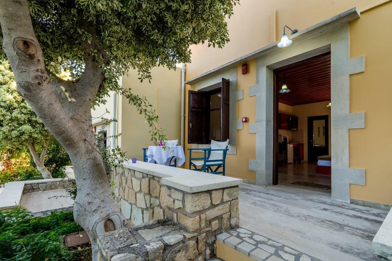 Iliopetra Lejlighedshotel Douliana Eksteriør billede